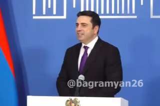 Ален Симонян отказался от депутатского мандата после решения правления партии