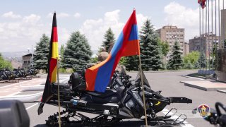 Германия передала Армении 16 снегоходов для ВС в рамках военного сотрудничества