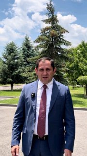 Министр обороны Армении Сурен Папикян на парламентских выборах
