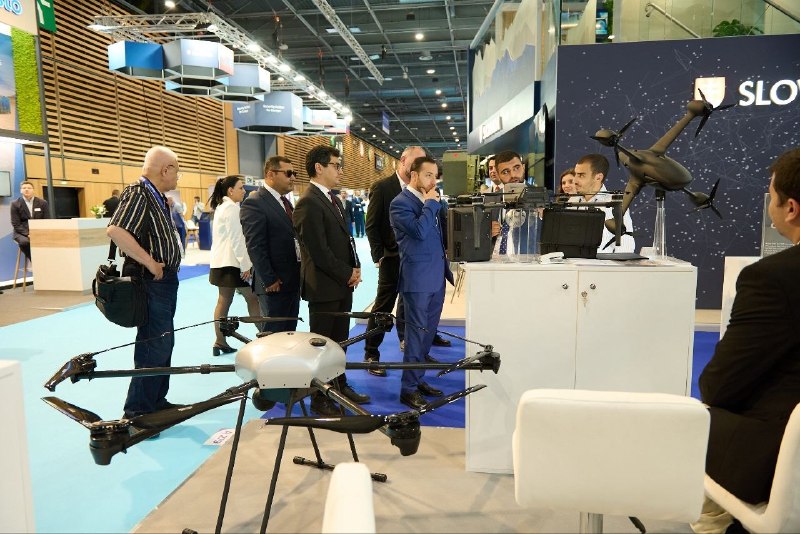 Армянская делегация во главе с Мхитаром Айрапетяном участвует в Eurosatory 2026 в Париже