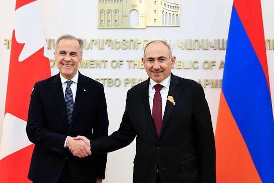Премьер-министр Канады Марк Карни и премьер-министр Армении Никол Пашинян на встрече