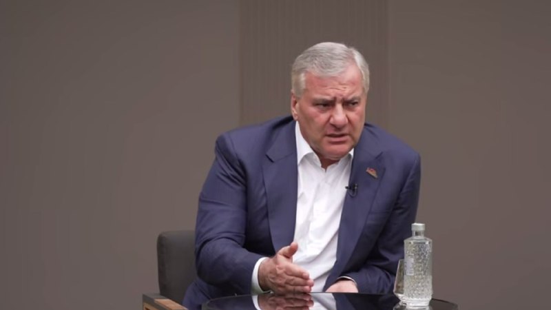 Лидер «Сильной Армении» Самвел Карапетян назвал арест однопартийцев «честью»