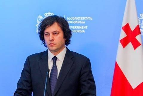 Премьер-министр Грузии Ираклий Кобахидзе выступает с заявлением о возможном подключении Армении к проекту Баку-Тбилиси-Карс