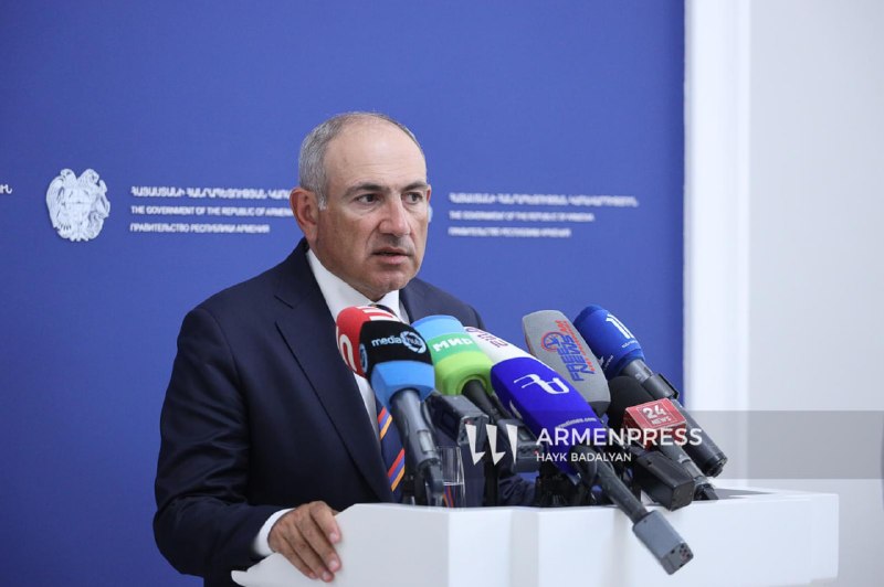 Пашинян не планирует менять состав правительства после парламентских выборов