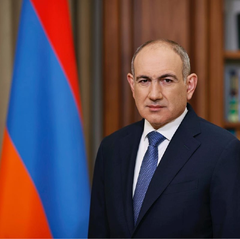 Премьер-министр Армении Никол Пашинян, получающий поздравления с днем рождения от глав государств СНГ.