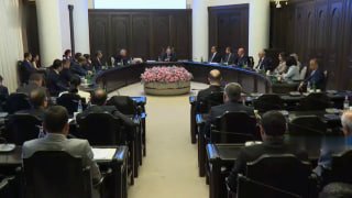 Пашинян заявил о необходимости контроля импорта смартфонов для защиты данных граждан