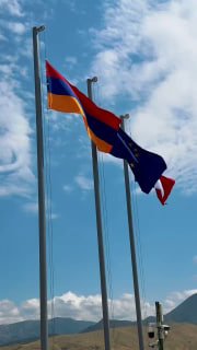 Пашинян на строящемся Вединском водохранилище: орошение 3220 га в Араратской равнине